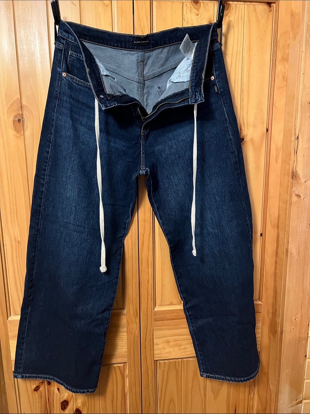 Women’s Silver Jeans Dark Blue wide Leg Jeans with Drawstring